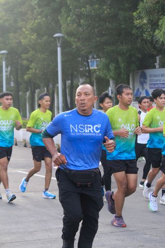 Race photo from NU SKIN RUNNING CLUB
