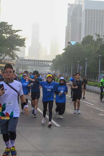 Race photo from NU SKIN RUNNING CLUB