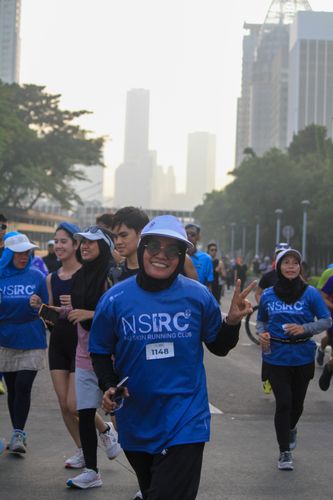 Race photo from NU SKIN RUNNING CLUB