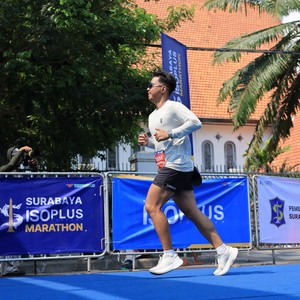 Race photo from SURABAYA ISOPLUS MARATHON 2026