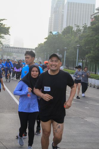 Race photo from NU SKIN RUNNING CLUB