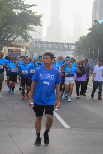 Race photo from NU SKIN RUNNING CLUB