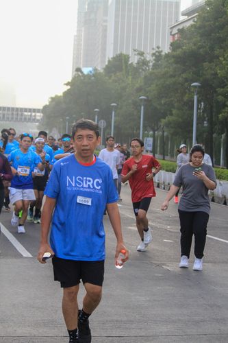 Race photo from NU SKIN RUNNING CLUB