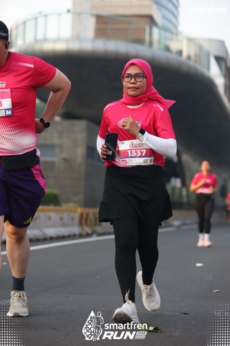 Race photo from Smartfren Run 2025 