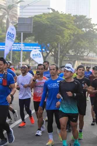Race photo from NU SKIN RUNNING CLUB