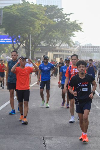 Race photo from NU SKIN RUNNING CLUB