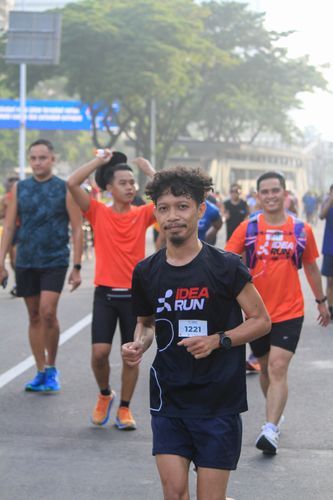 Race photo from NU SKIN RUNNING CLUB