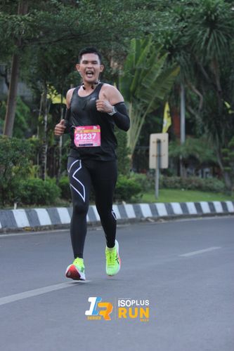 Race photo from Isoplus Run 2024 Surabaya