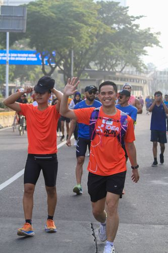 Race photo from NU SKIN RUNNING CLUB