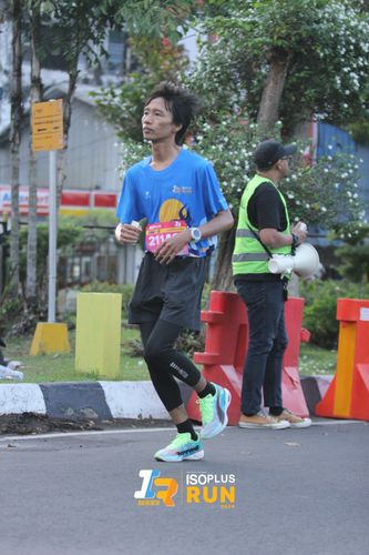 Race photo from Isoplus Run 2024 Surabaya