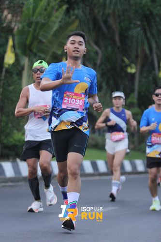 Race photo from Isoplus Run 2024 Surabaya