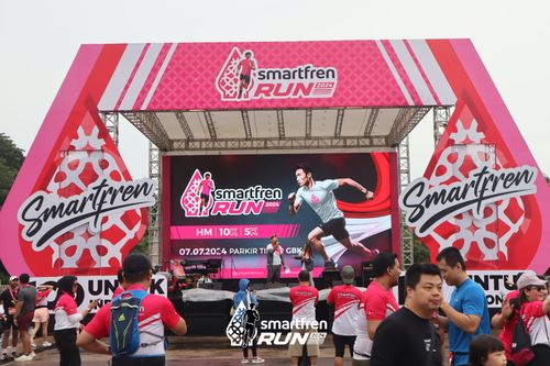 Race photo from Smartfren Run 2024