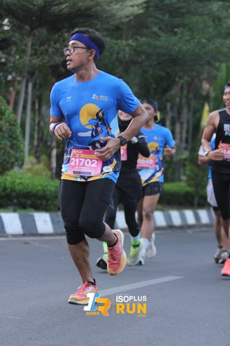 Race photo from Isoplus Run 2024 Surabaya
