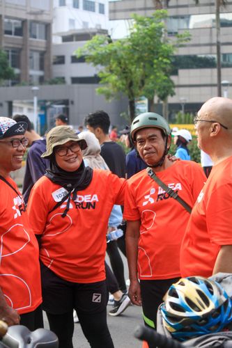 Race photo from NU SKIN RUNNING CLUB