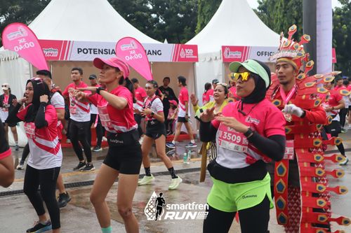 Race photo from Smartfren Run 2024