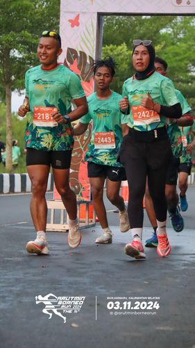 Race photo from Arutmin Borneo Run 2024