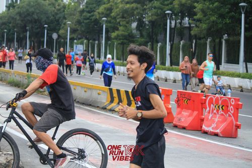 Race photo from ONE RUN 10K VIBES JAKARTA 