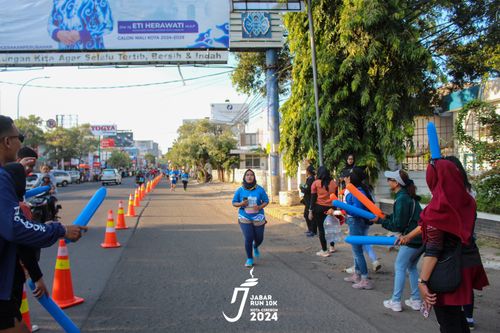 Race photo from Jabar Run 10K 2024