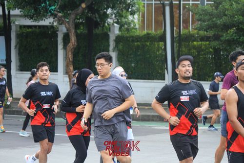 Race photo from ONE RUN 10K VIBES JAKARTA 