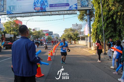 Race photo from Jabar Run 10K 2024