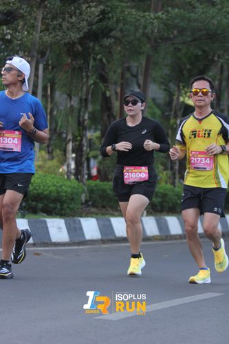Race photo from Isoplus Run 2024 Surabaya