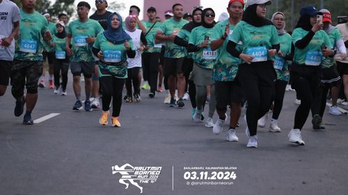 Race photo from Arutmin Borneo Run 2024