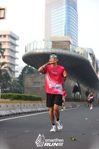Race photo from Smartfren Run 2025 
