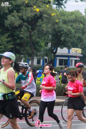 Race photo from Smartfren Run 2025 Vibes
