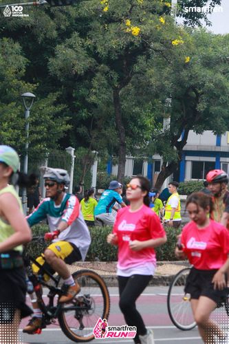 Race photo from Smartfren Run 2025 Vibes