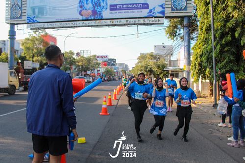 Race photo from Jabar Run 10K 2024