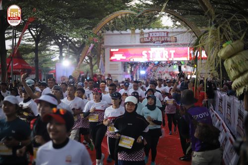 Race photo from Kediri Half Marathon 2024