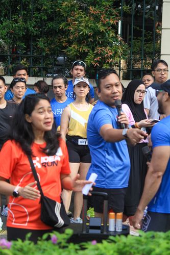 Race photo from NU SKIN RUNNING CLUB