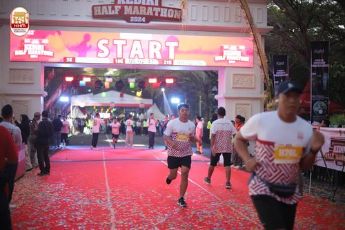 Race photo from Kediri Half Marathon 2024