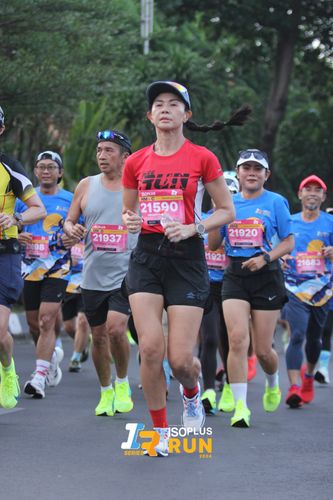 Race photo from Isoplus Run 2024 Surabaya