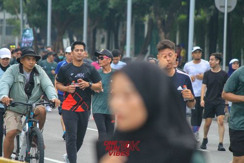 Race photo from ONE RUN 10K VIBES JAKARTA 