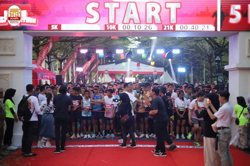 Race photo from Kediri Half Marathon 2024