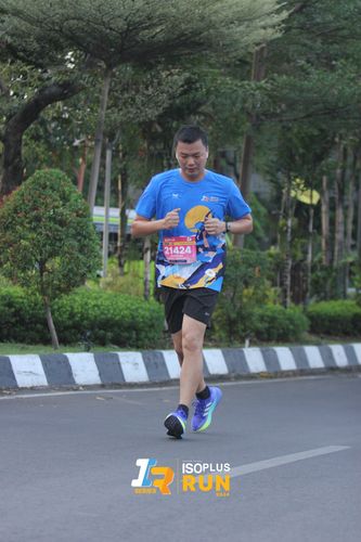 Race photo from Isoplus Run 2024 Surabaya