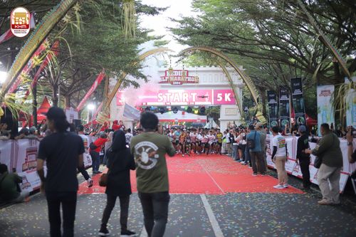 Race photo from Kediri Half Marathon 2024