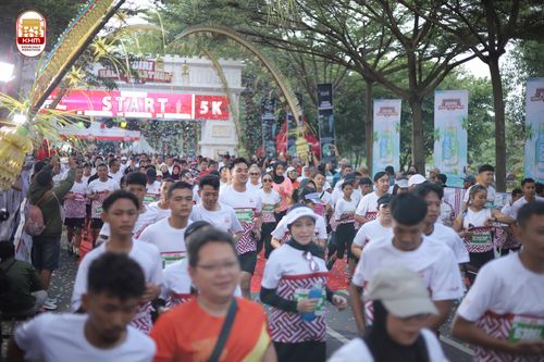 Race photo from Kediri Half Marathon 2024