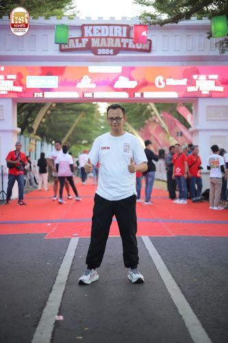 Race photo from Kediri Half Marathon 2024