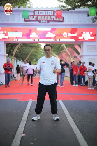Race photo from Kediri Half Marathon 2024
