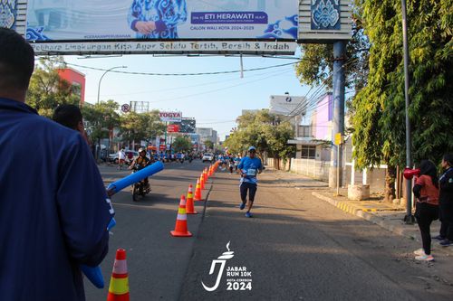 Race photo from Jabar Run 10K 2024