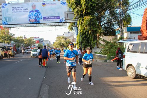 Race photo from Jabar Run 10K 2024