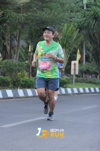 Race photo from Isoplus Run 2024 Surabaya
