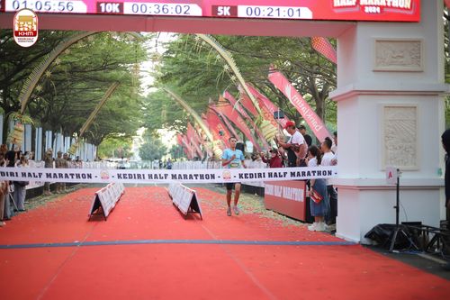 Race photo from Kediri Half Marathon 2024