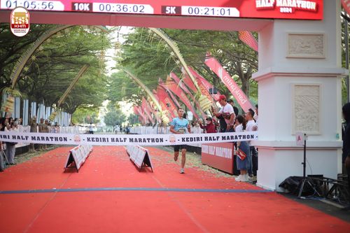 Race photo from Kediri Half Marathon 2024
