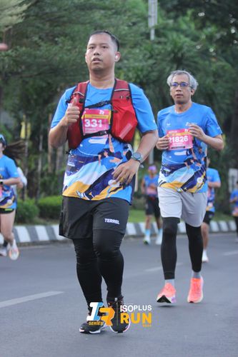 Race photo from Isoplus Run 2024 Surabaya