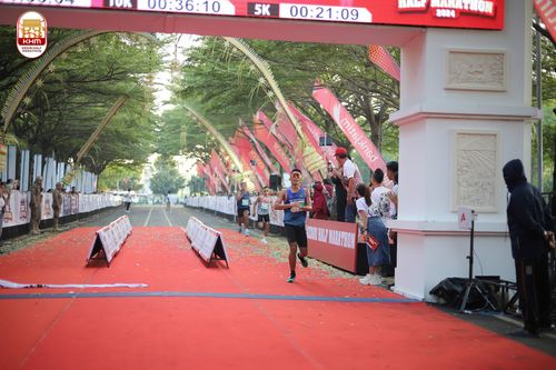 Race photo from Kediri Half Marathon 2024