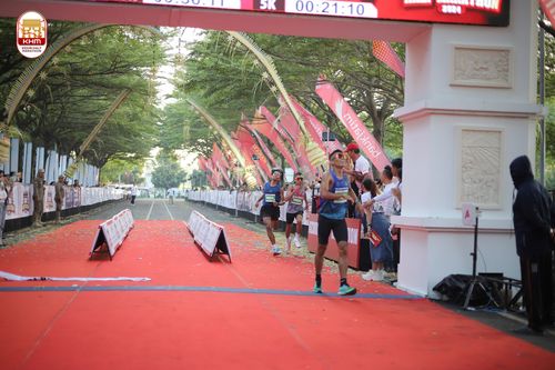 Race photo from Kediri Half Marathon 2024