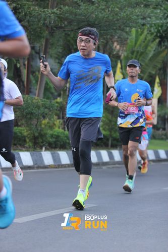 Race photo from Isoplus Run 2024 Surabaya